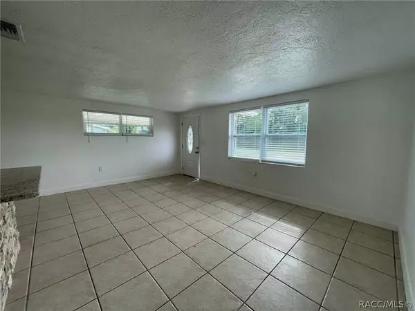 20 N Osceola ST, Beverly Hills, FL 34465