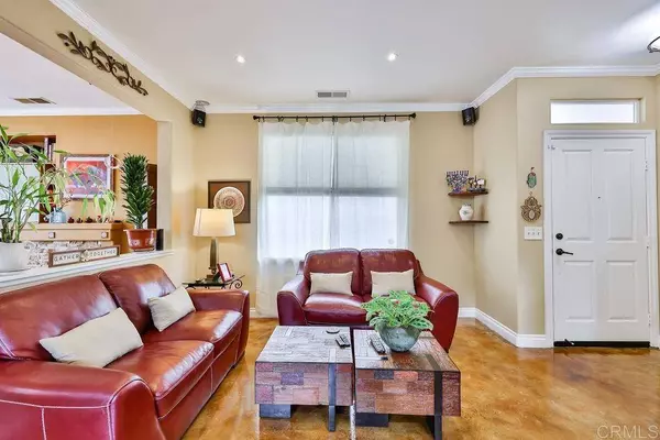 9490 Compass Point DR S #3, San Diego, CA 92126