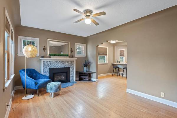 1039 Mary ST N, Maplewood, MN 55119