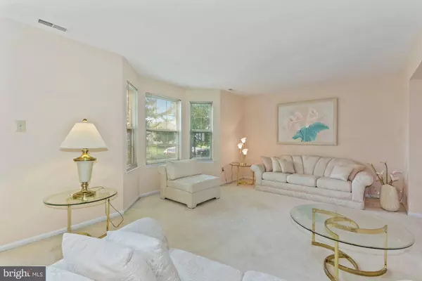 102 SPRINGCRESS DR, Delran, NJ 08075