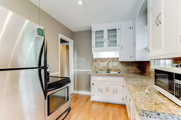 5305 44th AVE S, Minneapolis, MN 55417