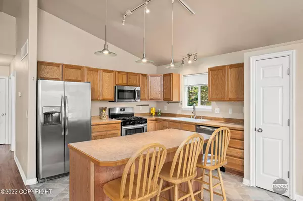 7020 S Territorial Drive, Wasilla, AK 99623