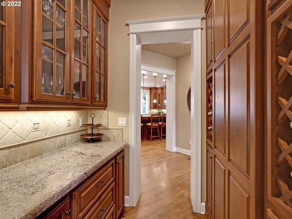 12586 NW MAJESTIC SEQUOIA WAY, Portland, OR 97229
