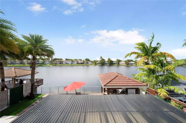 11073 NW 72nd Ter, Doral, FL 33178