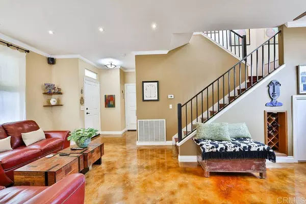 9490 Compass Point DR S #3, San Diego, CA 92126