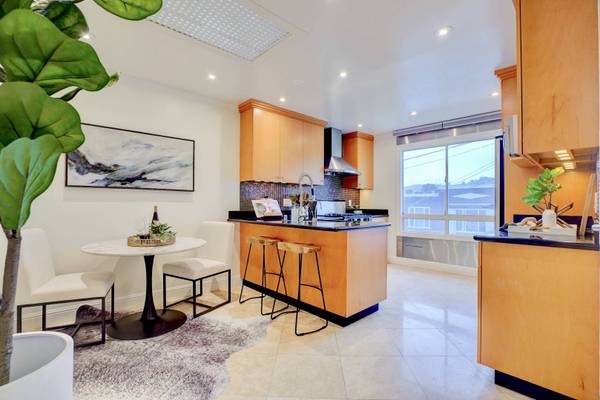 114 Parque Dr, San Francisco, CA 94134