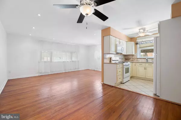 1709 BENSON ST, Philadelphia, PA 19152