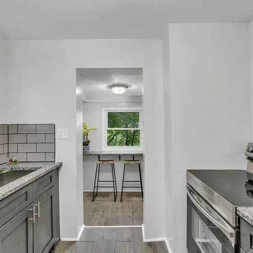 307 Fair Oaks St, Mc Kees Rocks, PA 15136