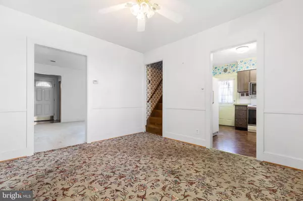 30 SEMINOLE AVE, Claymont, DE 19703