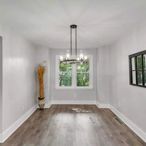 307 Fair Oaks St, Mc Kees Rocks, PA 15136