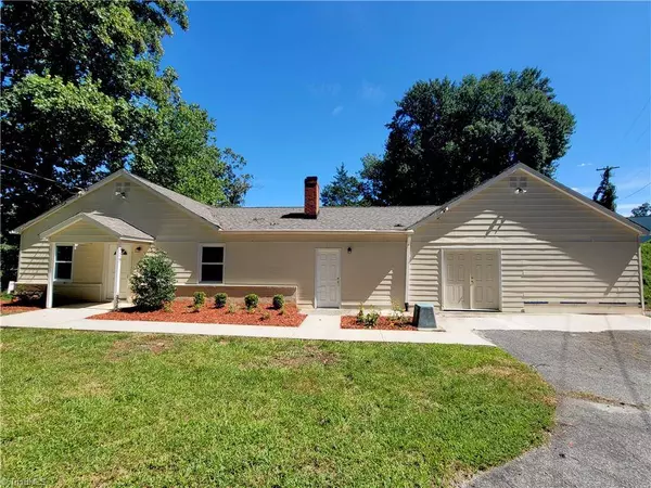 319 Berry Garden RD, Kernersville, NC 27284