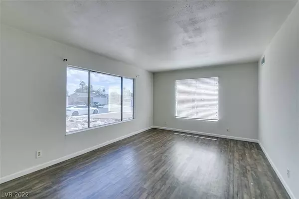 4205 Greenpoint Street, Las Vegas, NV 89147