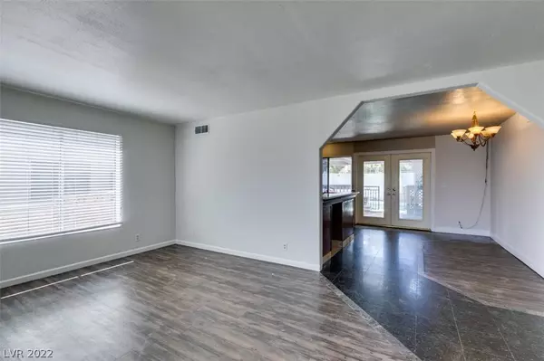 4205 Greenpoint Street, Las Vegas, NV 89147