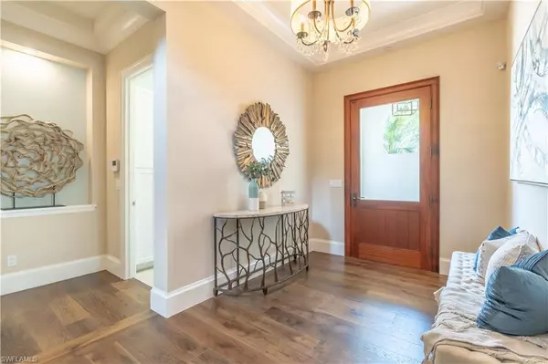 16464 TALIS PARK DR, Naples, FL 34110