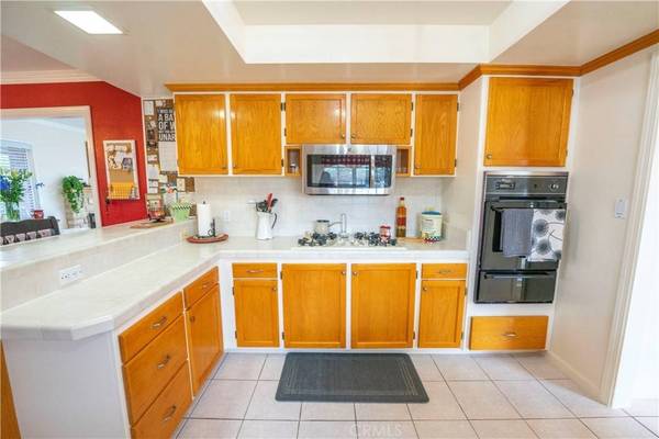 441 Fair Oaks DR, Santa Maria, CA 93455