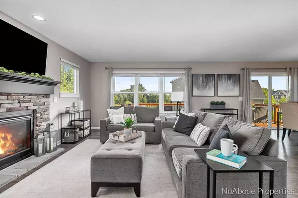 539 Orchard NE Drive, Rockford, MI 49341