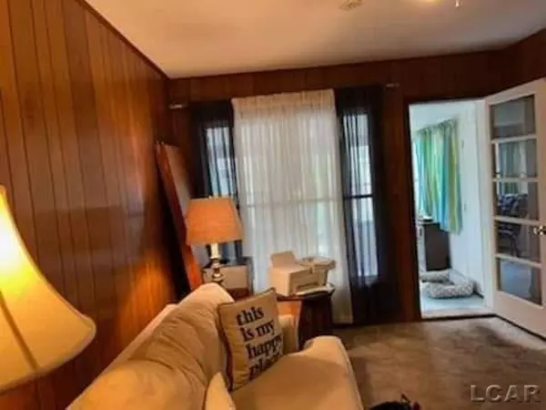 18474 Beverly, Beverly Hills, MI 48025