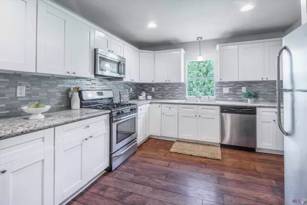 12492 RODDY RD, Gonzales, LA 70737