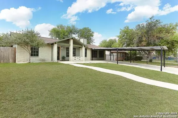 534 SOLAR DR, San Antonio, TX 78227-3831