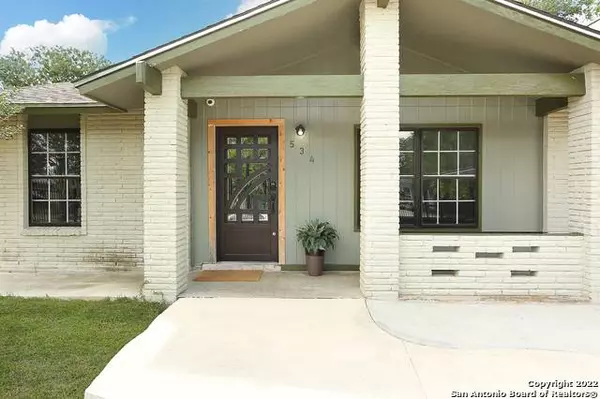 534 SOLAR DR, San Antonio, TX 78227-3831