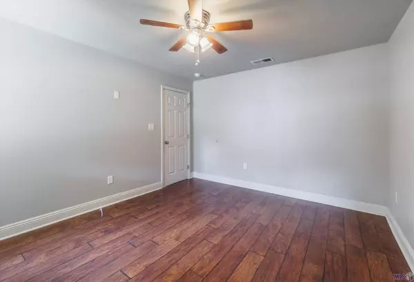 12492 RODDY RD, Gonzales, LA 70737