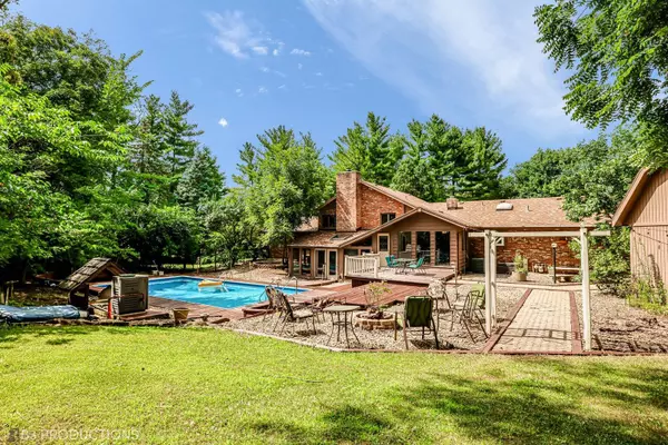 1212 Lantern Lane, New Lenox, IL 60451