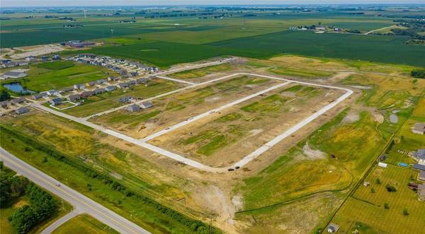 618 W Centennial Drive, Huxley, IA 50124