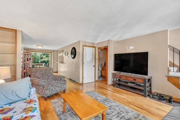 14 Welch Rd #14, Easton, MA 02375