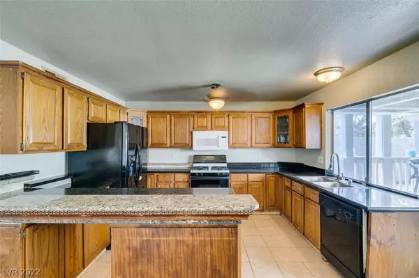 4205 Greenpoint Street, Las Vegas, NV 89147