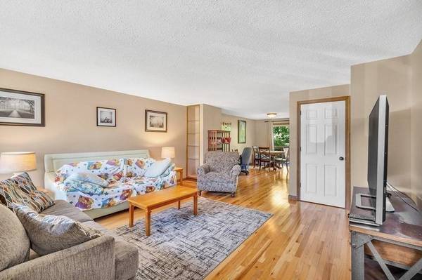 14 Welch Rd #14, Easton, MA 02375