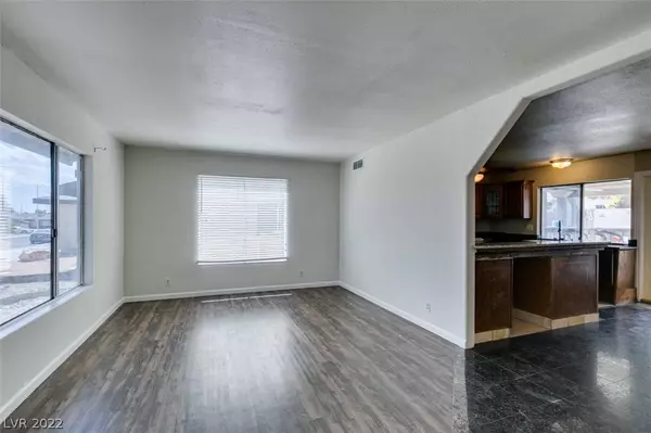 4205 Greenpoint Street, Las Vegas, NV 89147