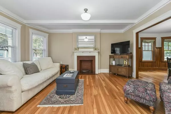 15 Halifax St #1, Boston, MA 02130