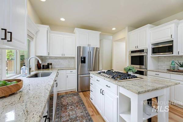 5424 E Branchwood Ct, Boise, ID 83716