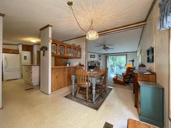 1945 MCKINLEY BLV, Eagle River, WI 54521
