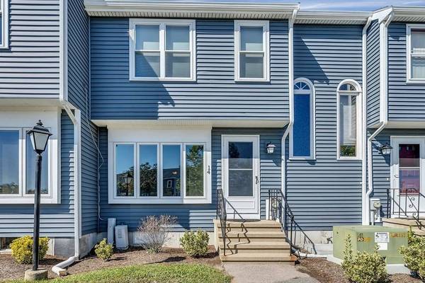 14 Welch Rd #14, Easton, MA 02375