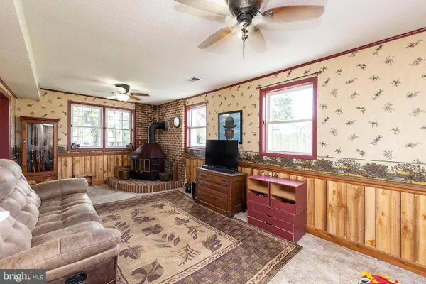 123 HUNTCREST CIR, Winchester, VA 22602