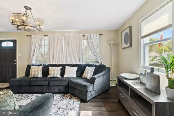 3718 DRESHER RD, Bensalem, PA 19020