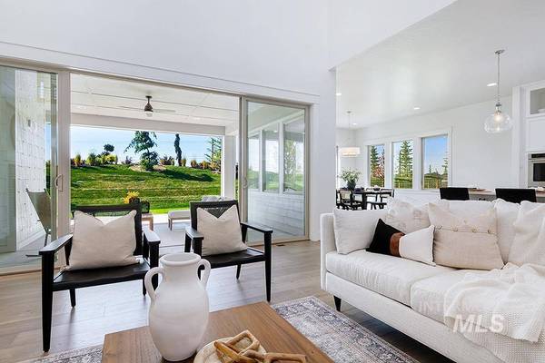 1117 N Morehouse Ave, Eagle, ID 83616