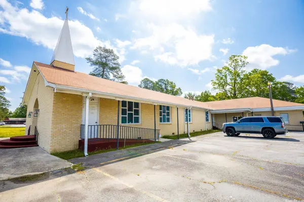 2401 Camden Road, Pine Bluff, AR 71603