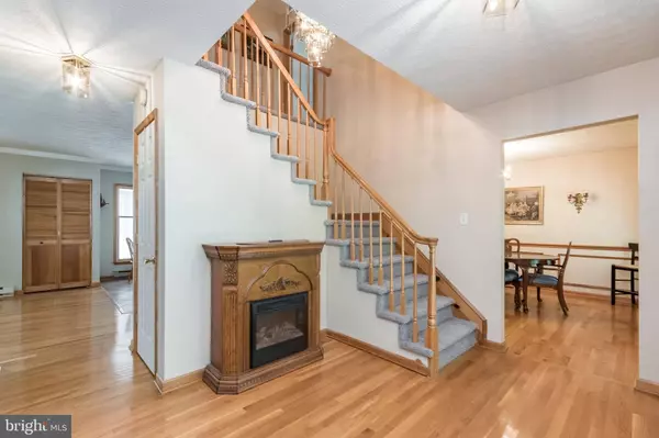 877 CIDER DR, Bunker Hill, WV 25413