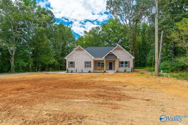 19967 Yarbrough Road, Athens, AL 35613