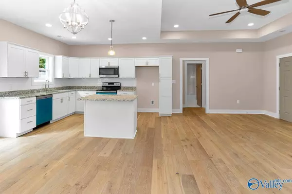 19967 Yarbrough Road, Athens, AL 35613