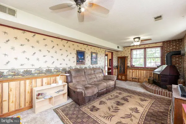 123 HUNTCREST CIR, Winchester, VA 22602