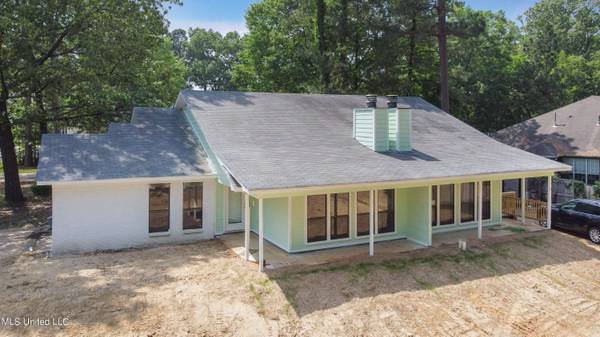 335 Parkway Road, Brandon, MS 39047