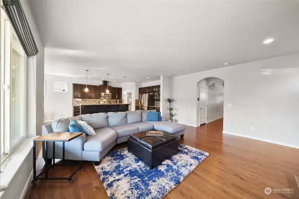 728 Mandee ST SE, Lacey, WA 98513