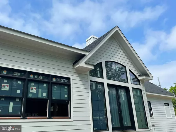 6 SOLEBURY MOUNTAIN RD, New Hope, PA 18938