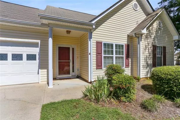 516 Charles DR, Canton, GA 30115