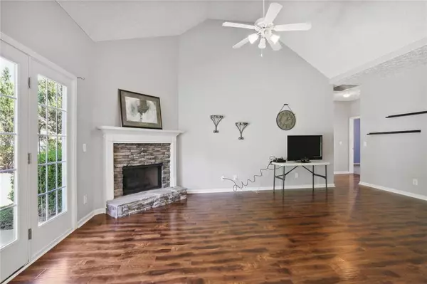 516 Charles DR, Canton, GA 30115