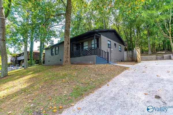 237 High Road, Madison, AL 35758