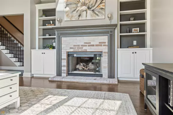 4950 Oakmont Bend DR, Alpharetta, GA 30004